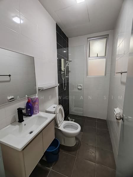 Servis Apartment untuk Disewa di Bsp Skypark - Matthew Ian Sim - Bathroom - PropertyGuru.com.my