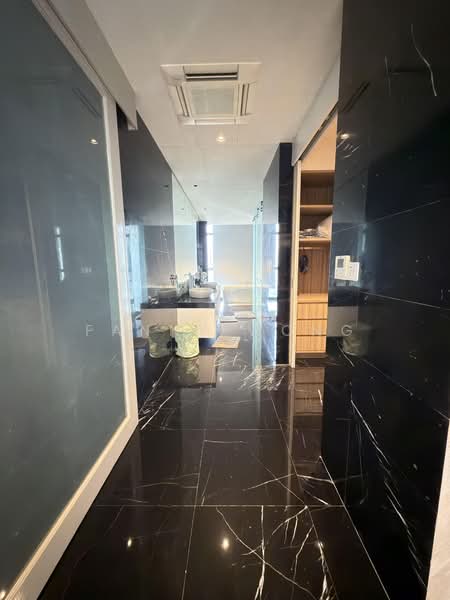 Kondominium untuk Disewa di Setia V Residences - Fanny Wong - Bathroom - PropertyGuru.com.my