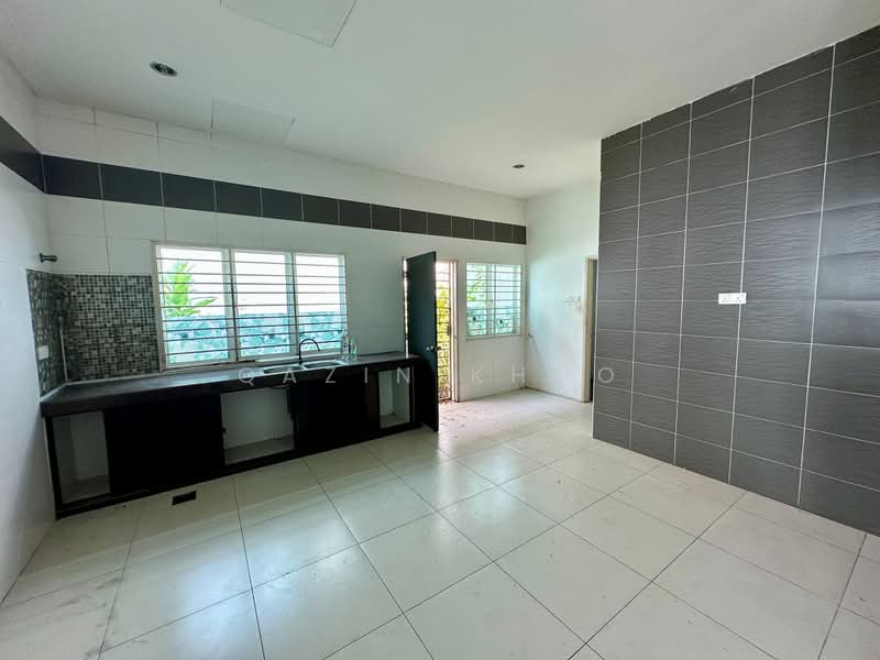 Rumah Berkembar untuk Dijual di Taman Meru (Ipoh) - Qazin Khoo - Kitchen - PropertyGuru.com.my