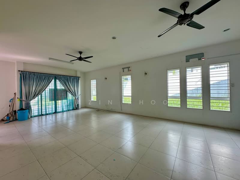 Rumah Berkembar untuk Dijual di Taman Meru (Ipoh) - Qazin Khoo - Living Room - PropertyGuru.com.my