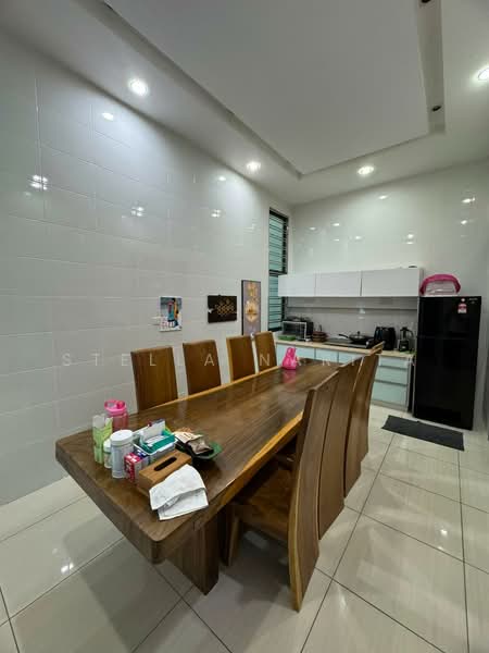 Rumah Teres 2 Tingkat untuk Disewa di Setia Eco Gardens (Gelang Patah) - Stella Narita - Dining Room - PropertyGuru.com.my