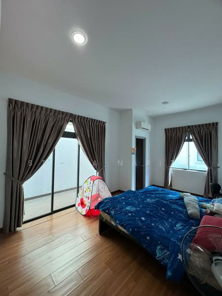 Rumah Teres 2 Tingkat untuk Disewa di Setia Eco Gardens (Gelang Patah) - Stella Narita - Bedroom - PropertyGuru.com.my