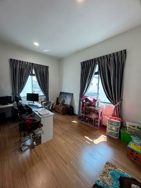 Rumah Teres 2 Tingkat untuk Disewa di Setia Eco Gardens (Gelang Patah) - Stella Narita - Study - PropertyGuru.com.my