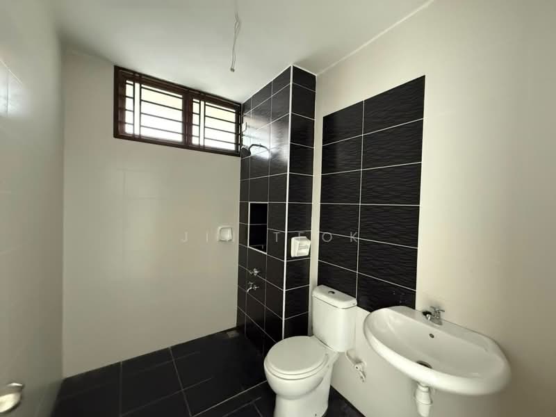 Rumah Teres 2-Tingkat untuk Dijual di Bandar Dato Onn (Tebrau) - Jin Teok - PropertyGuru.com.my