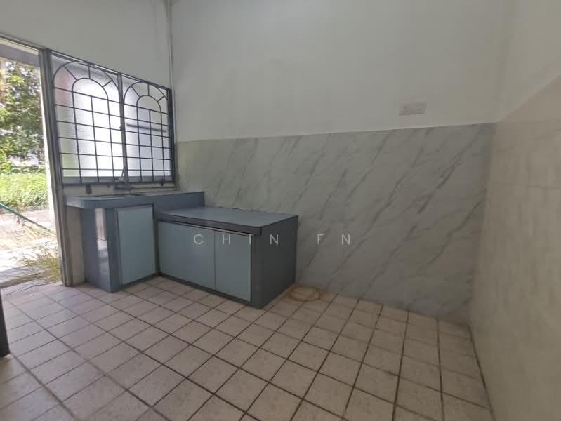 Rumah Teres 1 Tingkat untuk Dijual di Taman Merdeka (Batu Berendam) - CHIN FN - Kitchen - PropertyGuru.com.my