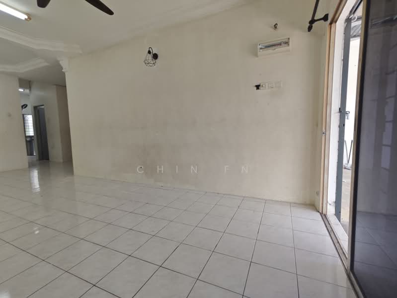 Rumah Teres 1 Tingkat untuk Dijual di Taman Merdeka (Batu Berendam) - CHIN FN - Living Room - PropertyGuru.com.my