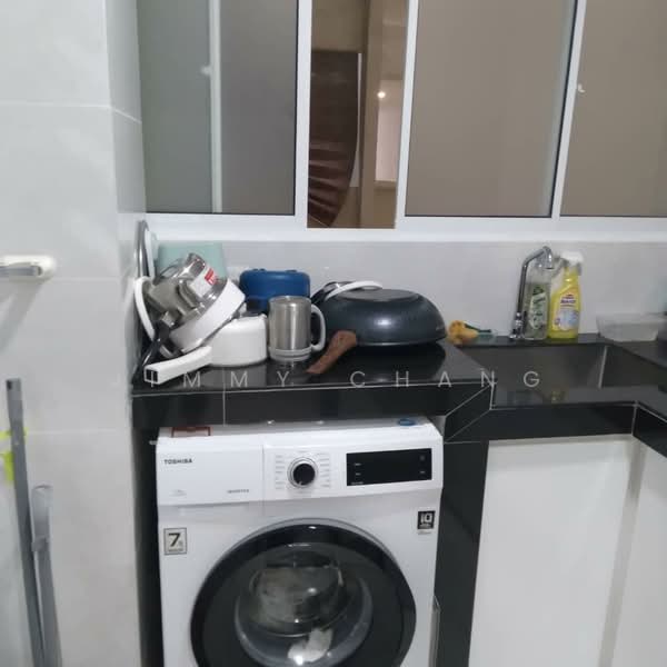 Kondominium untuk Disewa di Paraiso Residence @ The Earth - Jimmy Chang - Kitchen - PropertyGuru.com.my