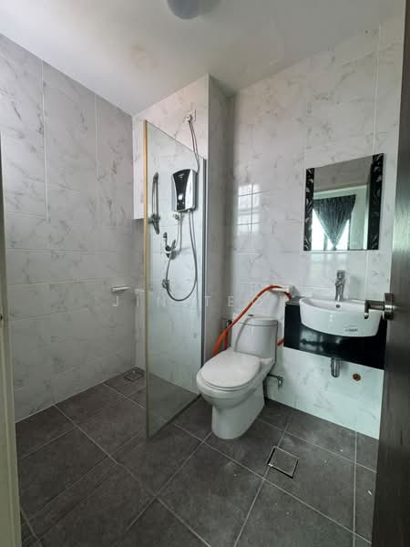 Service Residence for Sale at Sky Breeze Service Apartment - Jin Teok - Bathroom - PropertyGuru.com.my