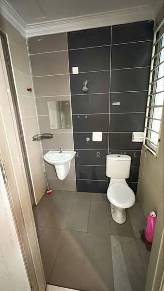 Rumah Teres 2 Tingkat untuk Dijual di Cheras (Kuala Lumpur) - Luqman Ramli - Bathroom - PropertyGuru.com.my