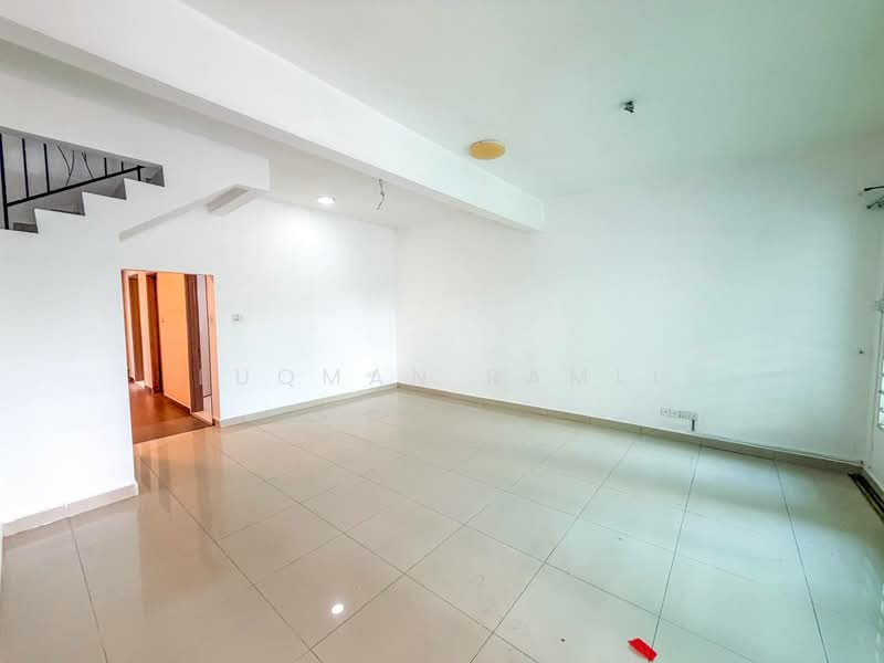 Rumah Teres 2 Tingkat untuk Dijual di Cheras (Kuala Lumpur) - Luqman Ramli - Living Room - PropertyGuru.com.my