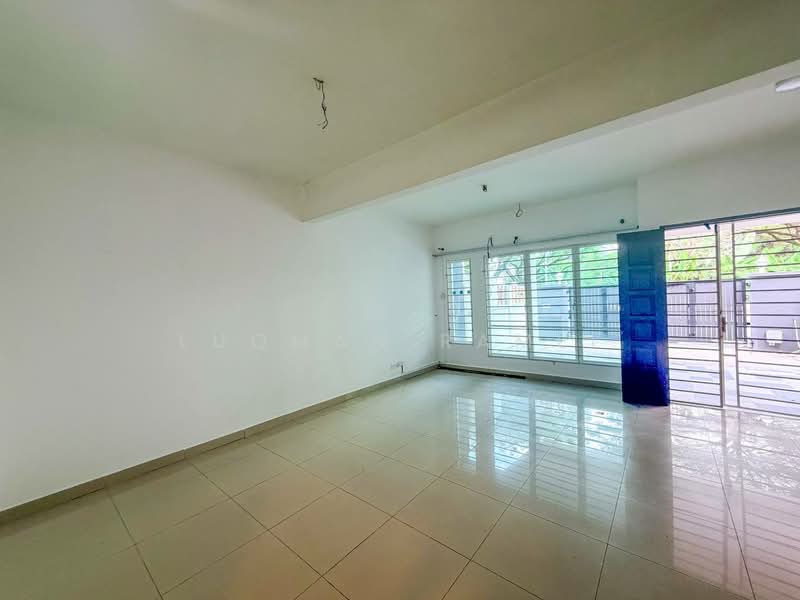 Rumah Teres 2 Tingkat untuk Dijual di Cheras (Kuala Lumpur) - Luqman Ramli - Living Room - PropertyGuru.com.my