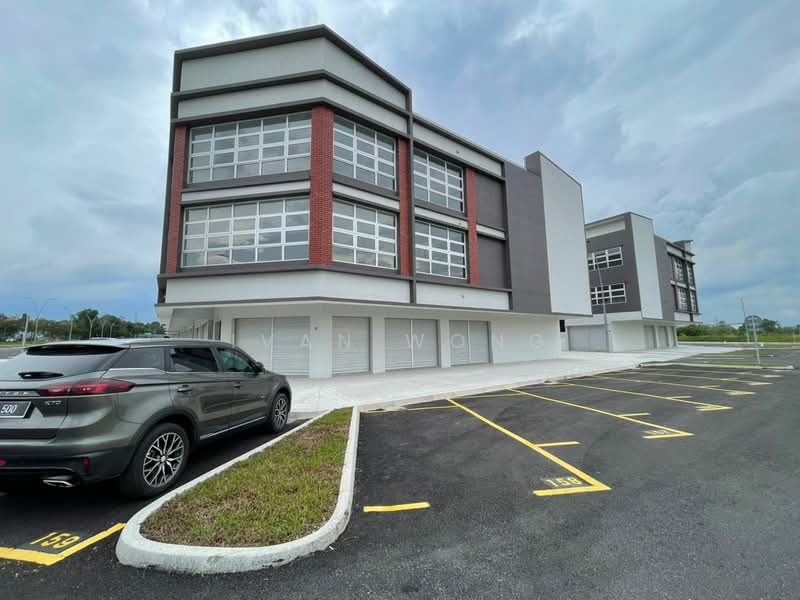 Shop / Office for Rent in Seksyen U16 (Shah Alam) - Ivan Wong - Exterior - PropertyGuru.com.my