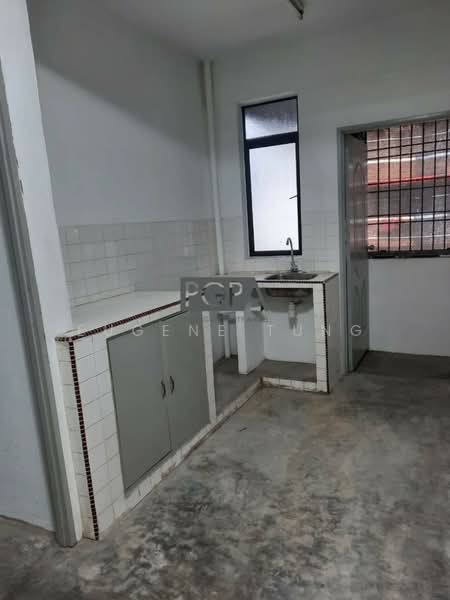 Rumah Flat untuk Dijual di Taman Sri Indah - Eugene Tung - Kitchen - PropertyGuru.com.my