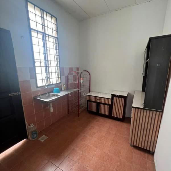 Rumah Teres 1 Tingkat untuk Dijual di Seremban (Negeri Sembilan) - Azrul Othman - Kitchen - PropertyGuru.com.my