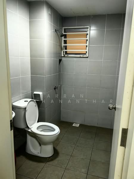 Kondominium untuk Dijual di D'Casa Condominium - Arran Sathananthar - Bathroom - PropertyGuru.com.my