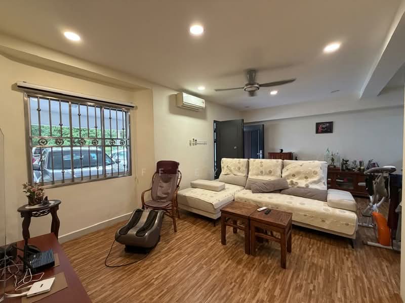 Rumah Teres 2 Tingkat untuk Dijual di Taman Pelangi (Johor Bahru) - Jeffrey Lim - Living Room - PropertyGuru.com.my