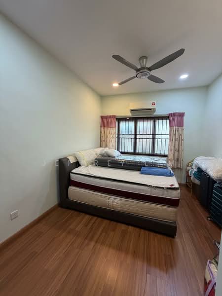 Rumah Teres 2 Tingkat untuk Dijual di Taman Pelangi (Johor Bahru) - Jeffrey Lim - PropertyGuru.com.my