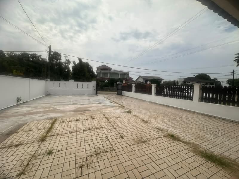 Semi-Detached House for Sale in Taman Pelangi (Johor Bahru) - Tiss Wong - PropertyGuru.com.my
