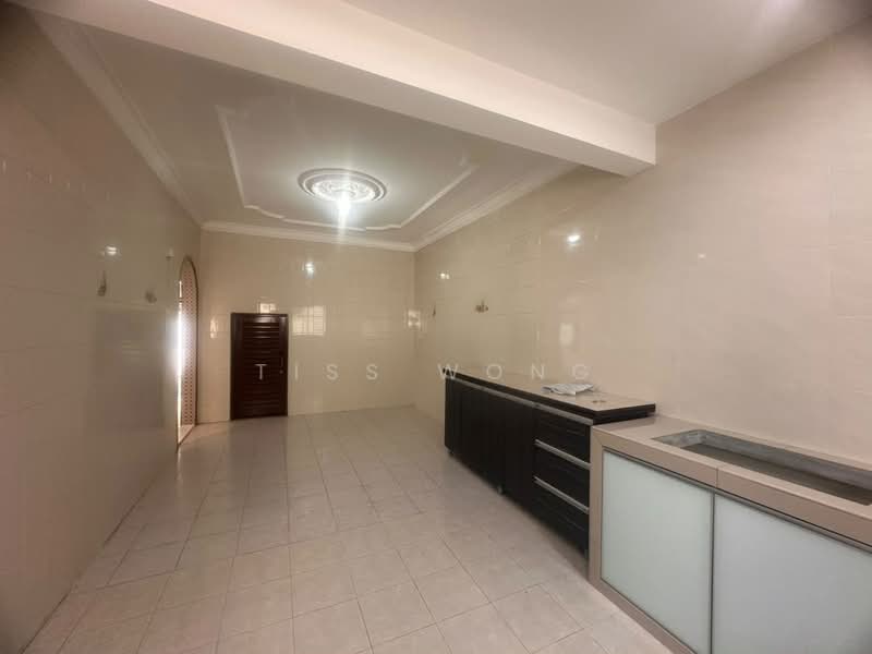 Semi-Detached House for Sale in Taman Pelangi (Johor Bahru) - Tiss Wong - PropertyGuru.com.my