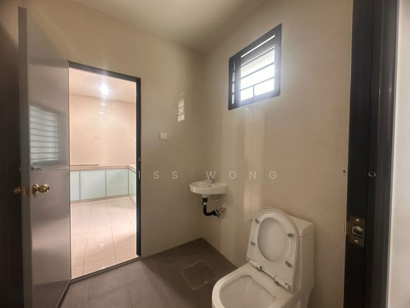 Semi-Detached House for Sale in Taman Pelangi (Johor Bahru) - Tiss Wong - PropertyGuru.com.my