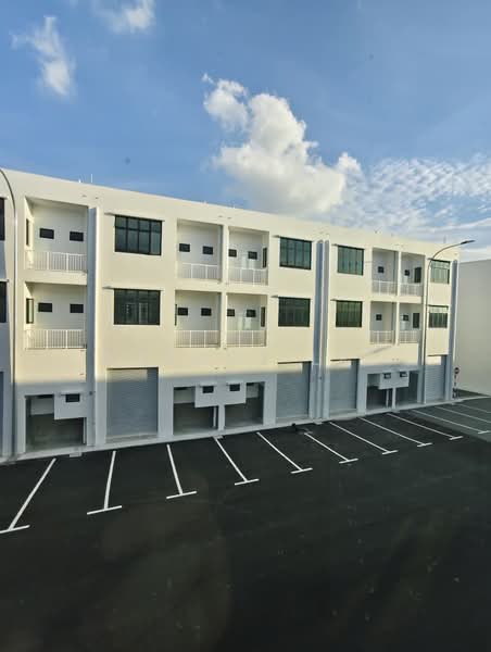 Kedai / Pejabat untuk Disewa di Bandar Baru Permas Jaya (Permas Jaya) - Daphne Lee - Exterior - PropertyGuru.com.my