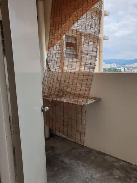 Pangsapuri untuk Dijual di Astaka Heights Apartments - CY Khoo - Balcony - PropertyGuru.com.my