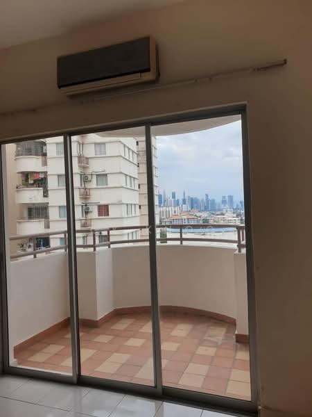 Pangsapuri untuk Dijual di Astaka Heights Apartments - CY Khoo - Balcony - PropertyGuru.com.my