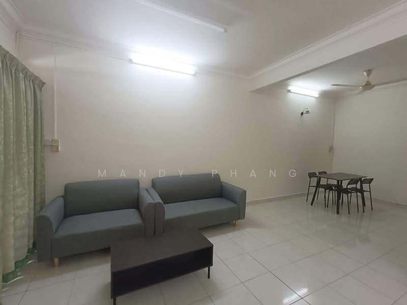 2-storey Terraced House for Rent in Ipoh (Perak) - Mandy Phang - Living Room - PropertyGuru.com.my