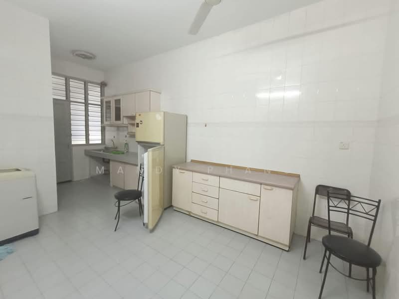 2-storey Terraced House for Rent in Ipoh (Perak) - Mandy Phang - Kitchen - PropertyGuru.com.my