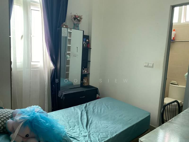 Kondominium untuk Dijual di Southbay Plaza - Boon Siew - Bedroom - PropertyGuru.com.my