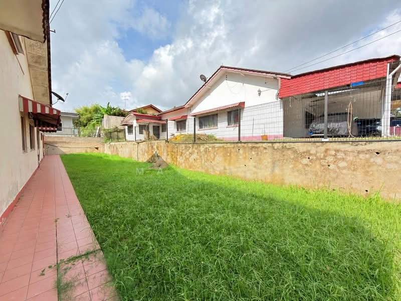 Rumah Berkembar untuk Dijual di Taman Sunrise (Kluang) - May Tan - PropertyGuru.com.my