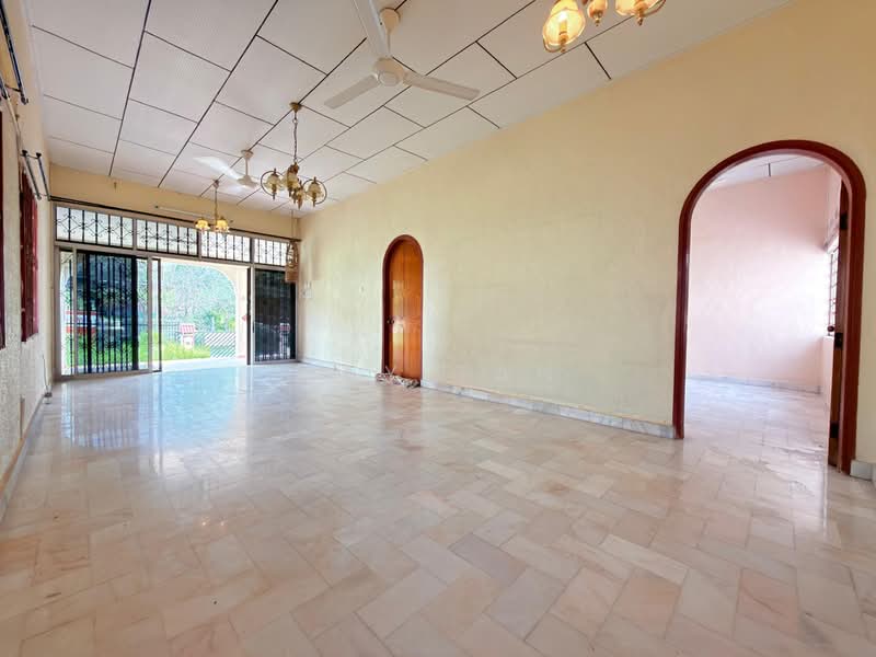 Rumah Berkembar untuk Dijual di Taman Sunrise (Kluang) - May Tan - PropertyGuru.com.my