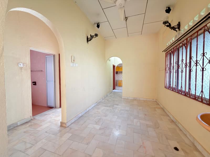 Rumah Berkembar untuk Dijual di Taman Sunrise (Kluang) - May Tan - PropertyGuru.com.my