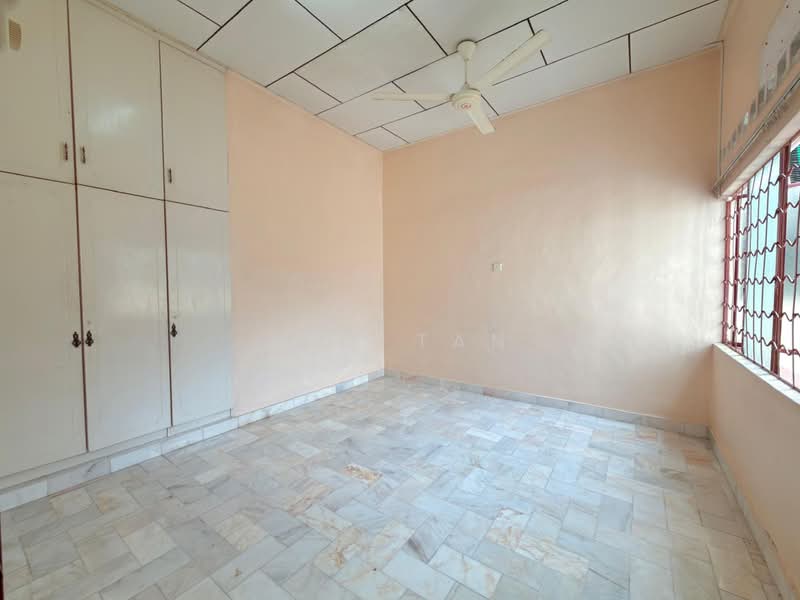 Rumah Berkembar untuk Dijual di Taman Sunrise (Kluang) - May Tan - PropertyGuru.com.my