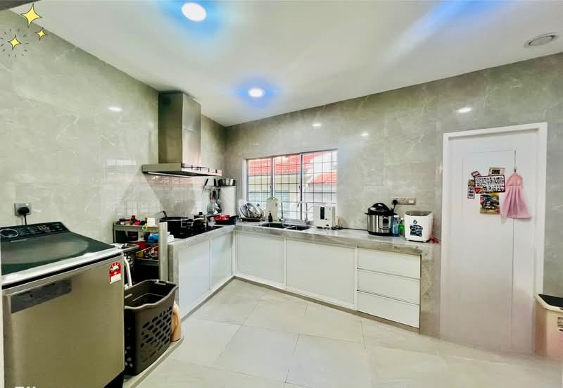 Rumah Teres 2 Tingkat untuk Dijual di Kota Kemuning (Shah Alam) - Kenjjo Yeo - Kitchen - PropertyGuru.com.my