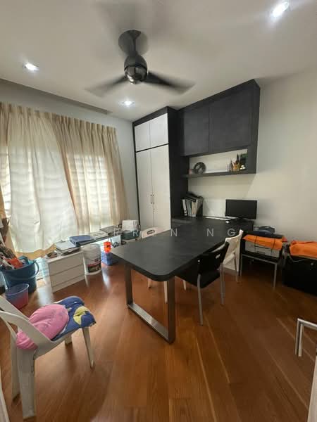 Bungalow for Sale in Usj 5 (Subang Jaya) - Darren Ng - Study - PropertyGuru.com.my
