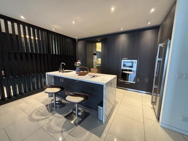 Kondominium untuk Dijual di Rhombus - Gwen Delhumeau - Kitchen - PropertyGuru.com.my