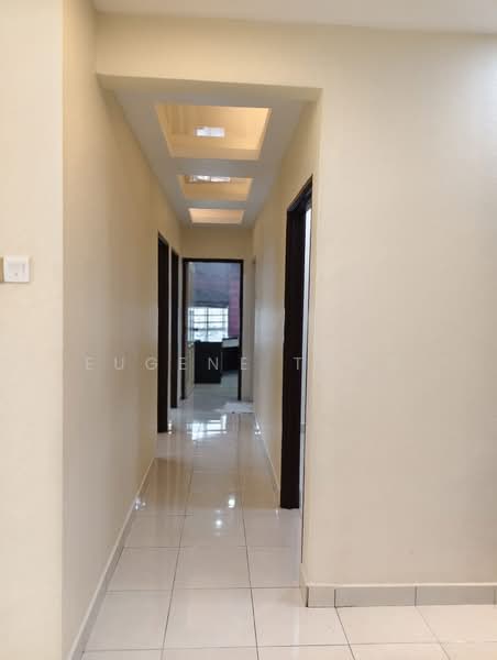 Kondominium untuk Dijual di Regency Heights Condo - Eugene Tung - Corridor - PropertyGuru.com.my