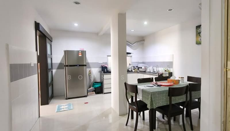 Kondominium untuk Dijual di D'Piazza - Boon Siew - Kitchen - PropertyGuru.com.my