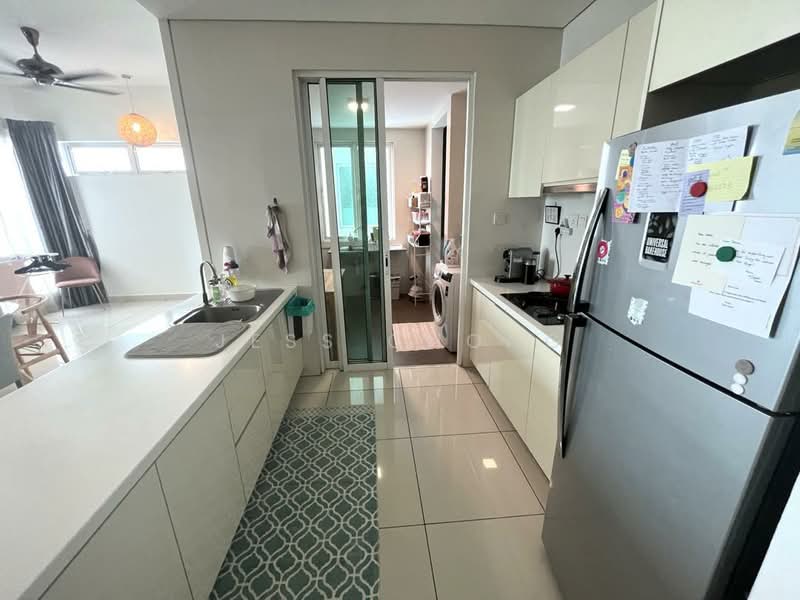 Servis Apartment untuk Dijual di Glomac Damansara - Jess Chong - Kitchen - PropertyGuru.com.my