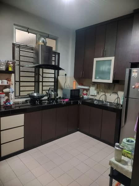 Pangsapuri untuk Dijual di Villa Bestari Apartment - Benjamin Ong - Kitchen - PropertyGuru.com.my