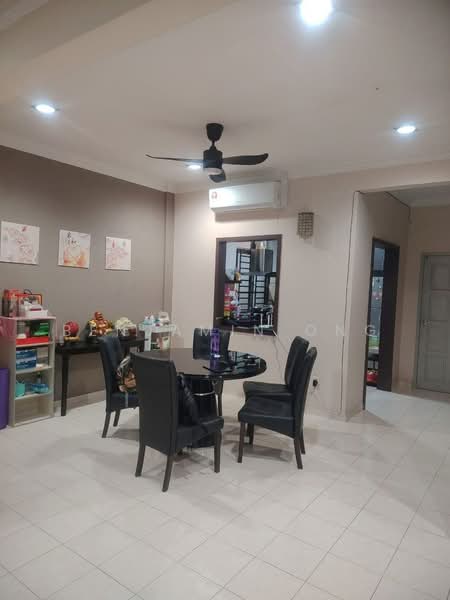 Pangsapuri untuk Dijual di Villa Bestari Apartment - Benjamin Ong - Dining Room - PropertyGuru.com.my