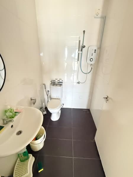 Condominium for Rent at The Parque Residences - Leanne Chia - Bathroom - PropertyGuru.com.my