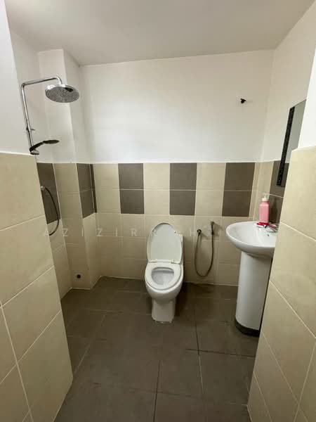 Rumah Teres 2 Tingkat untuk Disewa di Bandar Baru Salak Tinggi (Sepang) - Azizirrahim . - Bathroom - PropertyGuru.com.my