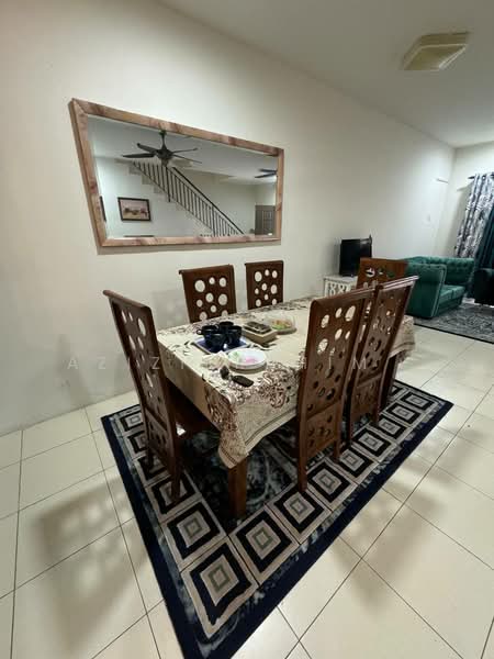 Rumah Teres 2 Tingkat untuk Disewa di Bandar Baru Salak Tinggi (Sepang) - Azizirrahim . - Dining Room - PropertyGuru.com.my