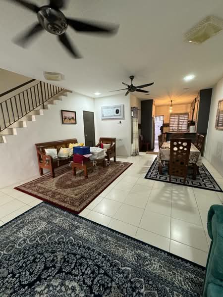 Rumah Teres 2 Tingkat untuk Disewa di Bandar Baru Salak Tinggi (Sepang) - Azizirrahim . - Living Room - PropertyGuru.com.my