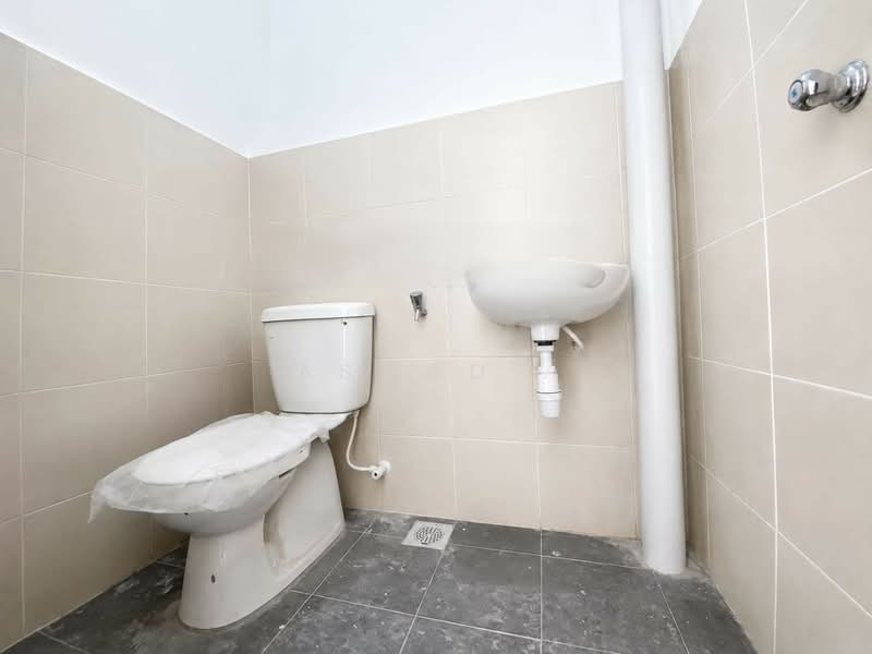 Rumah Teres 2 Tingkat untuk Dijual di Tasek Gelugor (Penang) - Aswad . - Bathroom - PropertyGuru.com.my