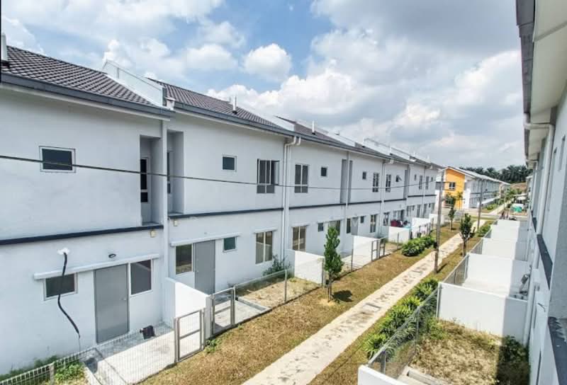 2-storey Terraced House for Sale in Kuala Selangor (Selangor) - Nor Mohamad - Exterior - PropertyGuru.com.my