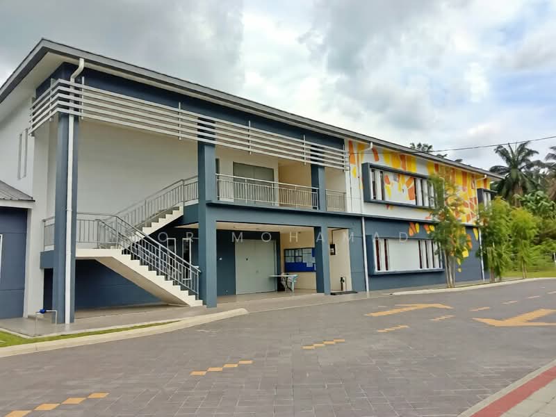 2-storey Terraced House for Sale in Kuala Selangor (Selangor) - Nor Mohamad - Exterior - PropertyGuru.com.my