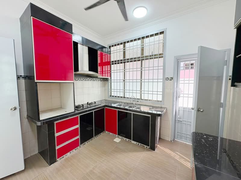 Rumah Teres 1 Tingkat untuk Dijual di Taman Puteri Wangsa (Ulu Tiram) - Bess Wong - PropertyGuru.com.my